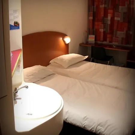 Quick Palace Mondeville Hotel Caen